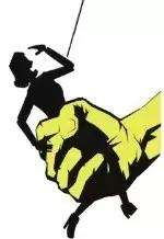 美女主播脱小内衣视频(网络女主播脱衣“黄播”，还在QQ群里“发福利”，上千人围观打赏)