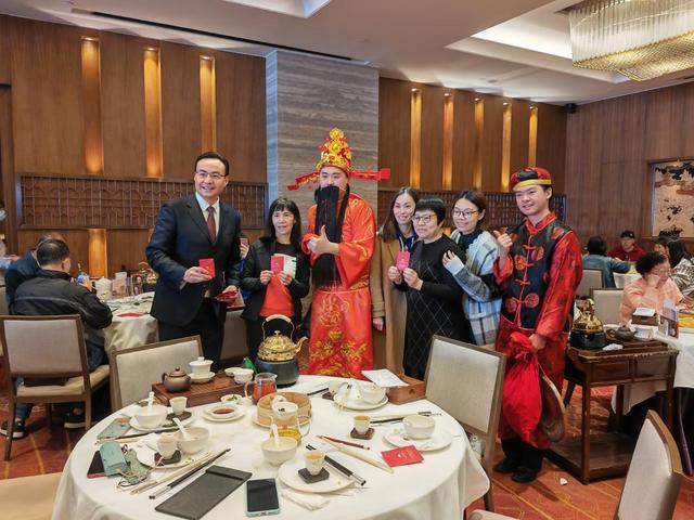 新华全媒+丨“潮”起来、“活”起来、“火”起来——春节文旅市场走笔