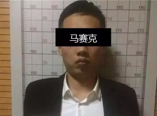 25岁小伙沉迷女主播无法自拔,半月打赏近10万盗窃款!