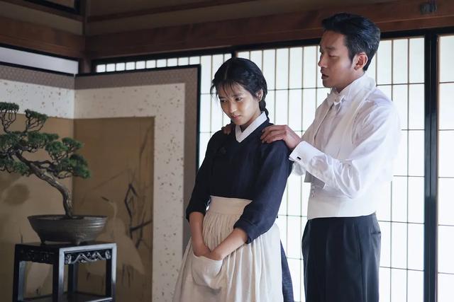 太敢拍了,韩国大尺度电影《小姐》,女主大胆为艺术献身!