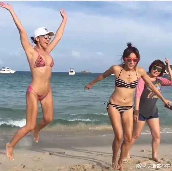 李玟近照再刷屏，OMG，网友惊呼身材也太火辣了