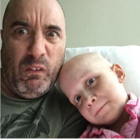 深夜泪崩！单亲妈妈在共享厨房的30分钟看哭2000万网友