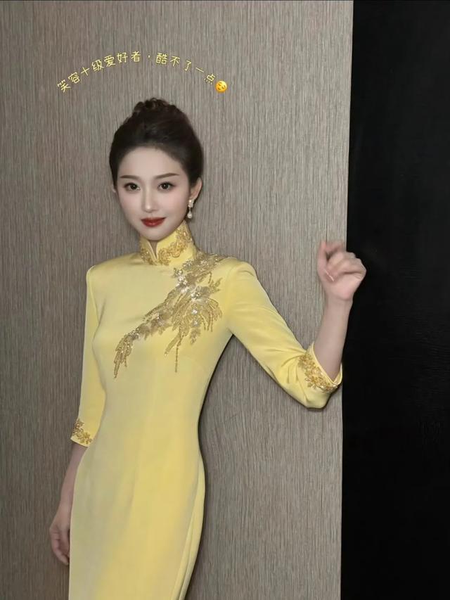 刘心悦：优雅婀娜，好美丽的旗袍主持人