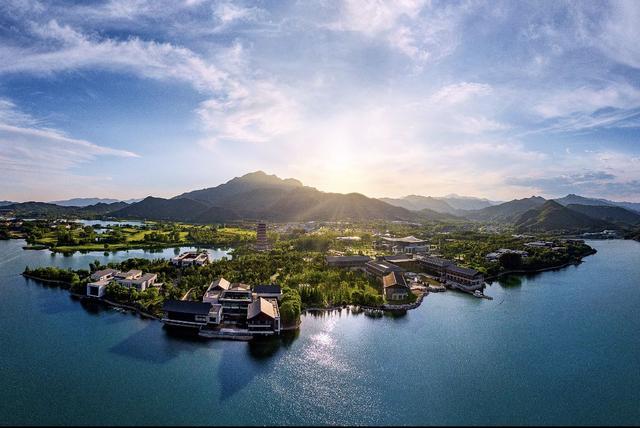 赶在开学前去京郊玩水！住亲子酒店、泡温泉乐园、吃乡村美味