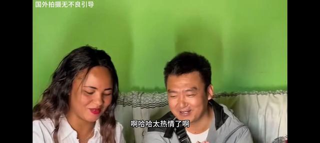 大壮非洲找媳妇，一波三折。小米与前夫和解，期待去中国生活。