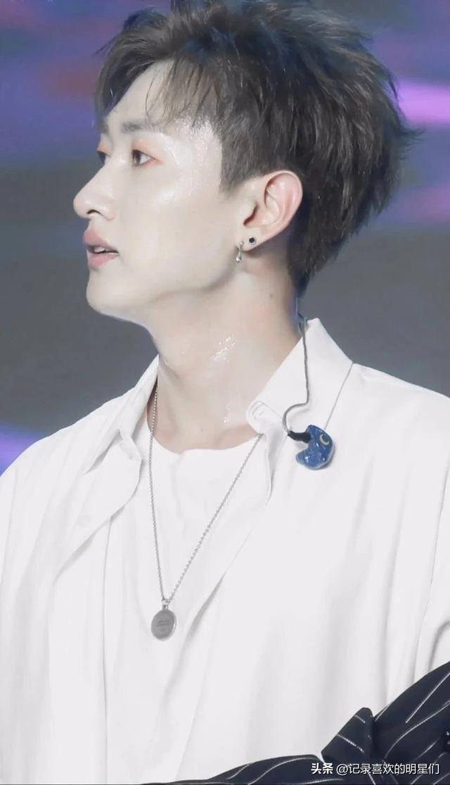 李赫宰韩国歌手，阳光帅气迷人十足！