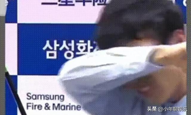 老手！卞相壹曾在比赛途中，狂扇耳光摘眼镜痛哭，对手吃香蕉看戏