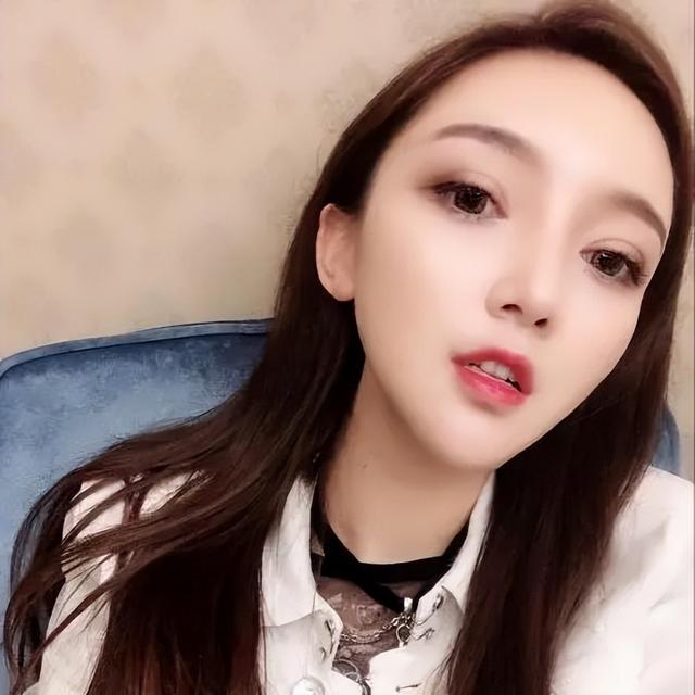 歪歪巅峰十年“神豪”大揭秘,风光一时换来万般悔恨。