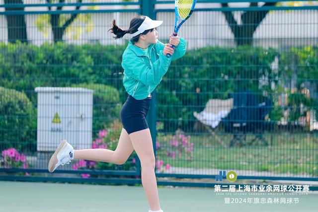 体坛联播｜欧冠半决赛巴黎负多特，CBA半决赛辽宁胜广东