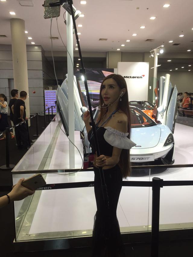 网红女主播王瑞儿 完美转型(组图)