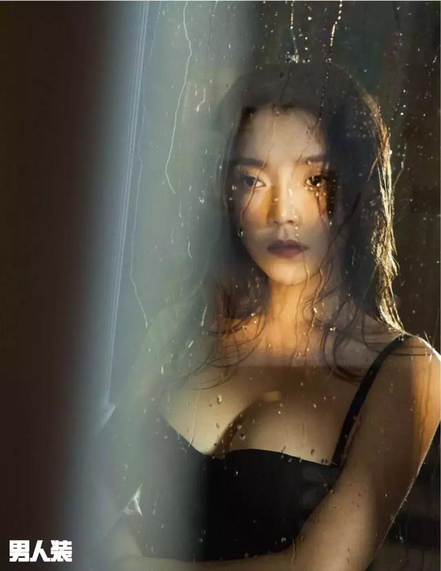 6月封面女郎:“YY一姐”崔阿扎