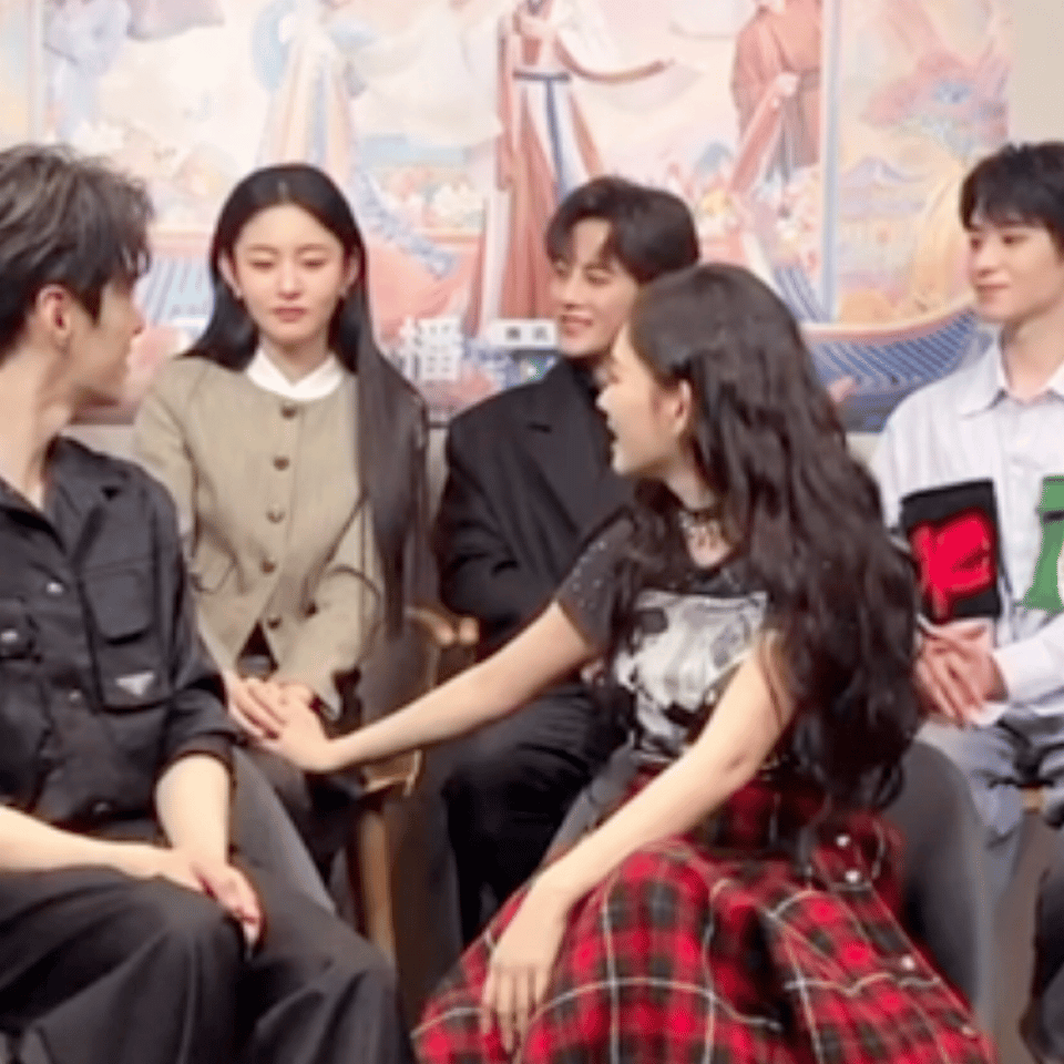 绝美CP燃爆全场！《怎敌她千娇百媚》直播回顾引发热议