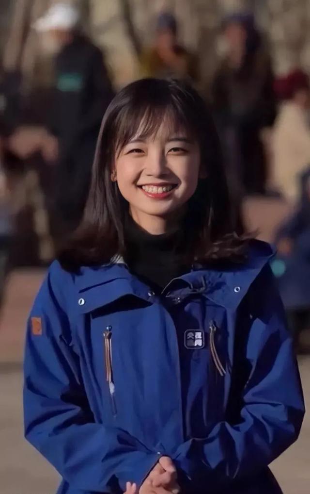 一夜涨粉200W，最美央视女主播王冰冰是什么来头？