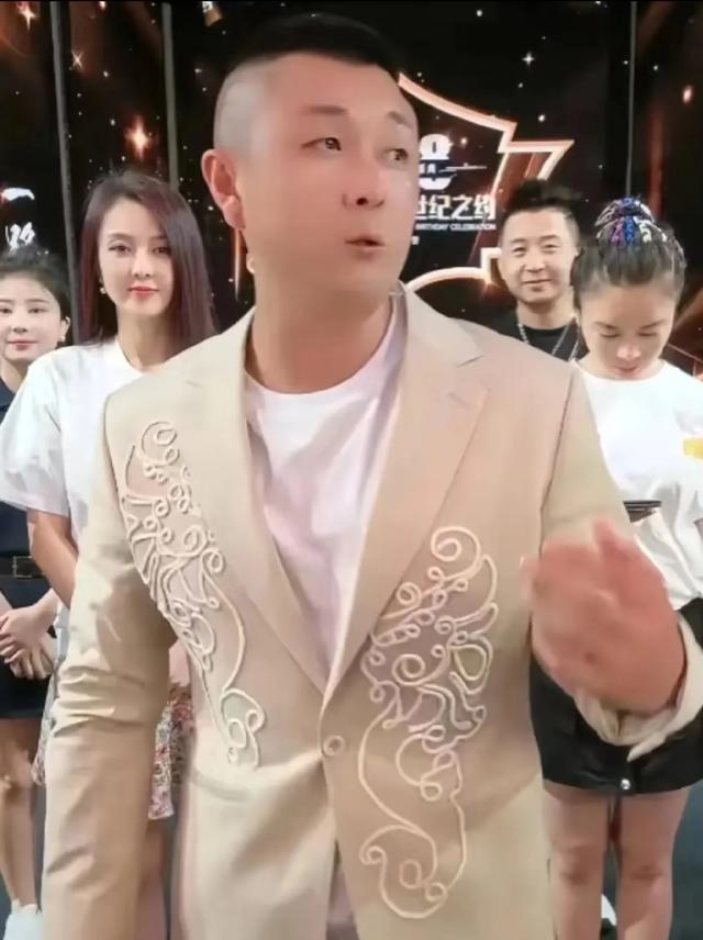 抖音顶流集体翻车！这些主播的“神操作”笑翻全网！