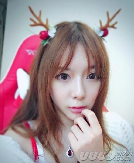 如果《炉石传说》只剩一个女主播，你会选谁？