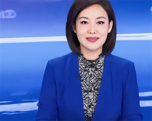 央视主播郑丽:与丈夫丁克7年愁坏婆婆,37岁高龄产子全家乐开怀