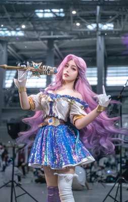 女主播cos种子(LPL美女主持骆歆，直播反差、撞脸周淑怡，全是爆点)