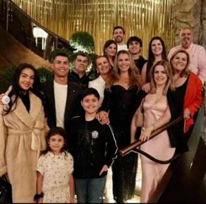 女主播c罗(幸福洋溢