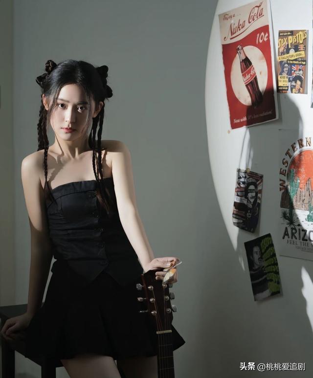 美翻了!~短剧圈“十大气质女神”魅力值飙升,简直移不开眼!