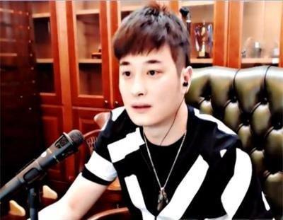 杨坤diss《惊雷》不算歌？这十首神作首先不答应！