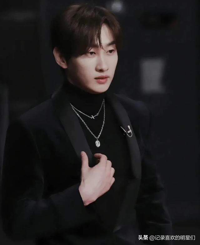 李赫宰韩国歌手，阳光帅气迷人十足！