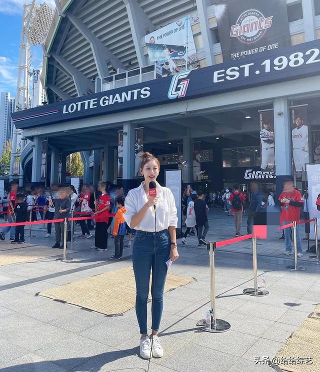 韩国极品美女主持人!黑丝大长腿!太有魅力了!