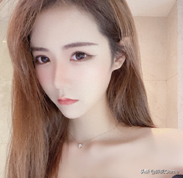 人气女主播无下限口嗨直播，触碰到平台红线，直播间直接被封