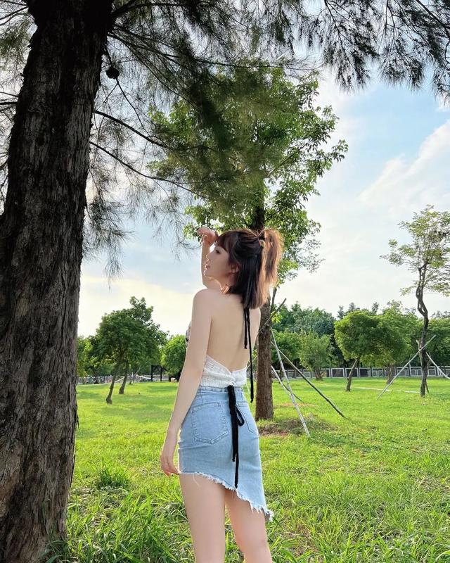 可爱与性感并存,台湾短发萌妹电竞美女主播魅力写真大赏