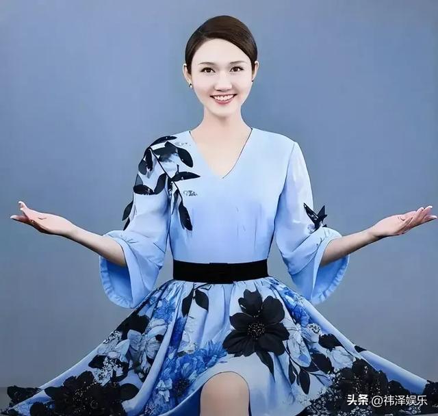 十二位央视美女主持人，每一位都是才貌双全，你最喜欢谁的风格