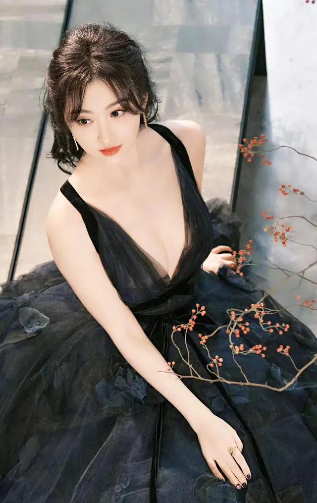#好身材性感女神# 大幂幂大甜甜大丫丫三大女神性感迷人!