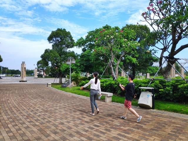 2020，我们行！广西云客户端联合14市主流媒体5G+VR直播迎两会促生产