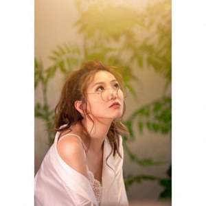 女主播 健身教练公园(TVB小花被指行为不检,健身房“调戏”教练,首担正作品月底开拍)