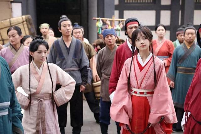 你看了吗？主持人王冰冰主演短剧今日正式上线