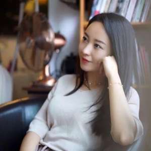 提拉单身搜食记女主播(「活动」“看”平凡的她如何书写不平凡的人生)