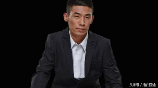 龙珠直播热度排名：旭旭宝宝陈子豪陆续登顶，美女主播未能上榜