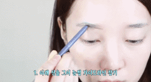 直播不踩雷,35岁林依晨靠素颜妆秒变15岁!