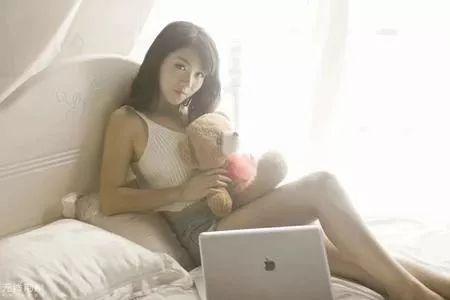 厉害了！理科女转行做主播，看看今晚她想和你聊点啥？