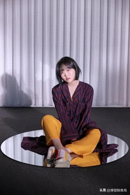 李秀贤--韩国女歌手