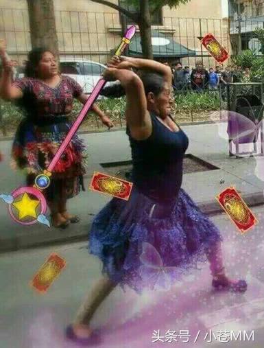 女装男主播被亲妈gank：你还娶不娶老婆啦？让你爸揍你！