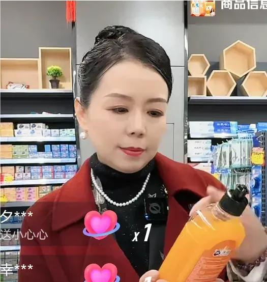 许妈直播提胡萝卜触景生情，是想念齐齐悦悦了吗？田静却闭口不谈