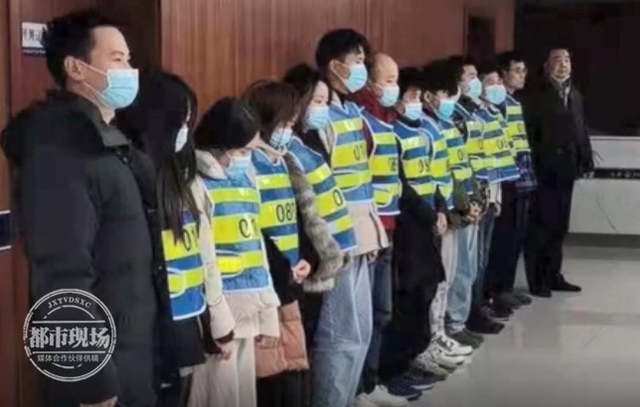 多名男子与漂亮“女主播”恋爱！报警才发现，“她”是个24岁男子