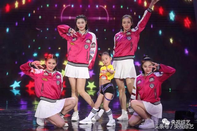 《山路十八弯》、《歌剧2》张嘴就来,还可以把《忐忑》加速唱!