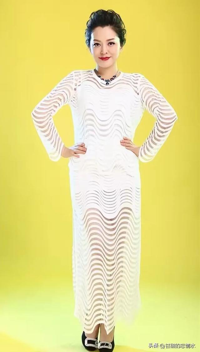 央视中文国际频道:十位新闻美女主播的风采与魅力