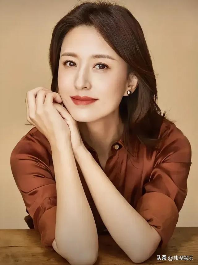 十二位央视美女主持人，每一位都是才貌双全，你最喜欢谁的风格