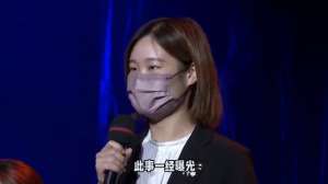 女主播的故事中国语版(16岁女生瞒着父亲签约主播，背后故事感人至深)
