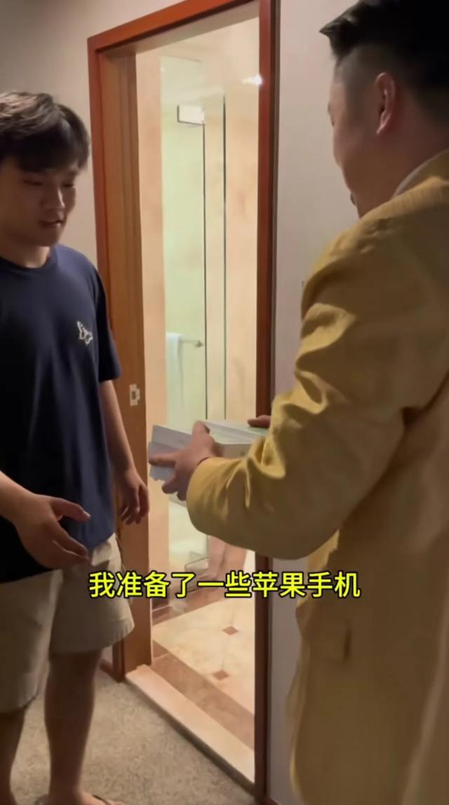 解清帅泰国带货第二场离奇下播,主页发福利视频橱窗都不在