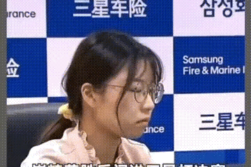 老手！卞相壹曾在比赛途中，狂扇耳光摘眼镜痛哭，对手吃香蕉看戏