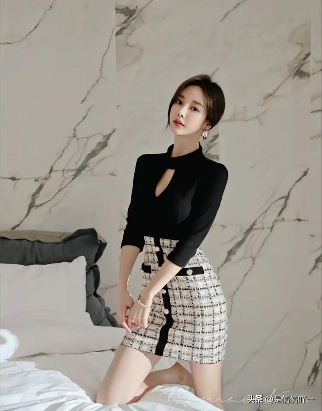 韩国名模“孙允珠”黑色上衣、包臀裙、大长腿？时尚界的标杆？