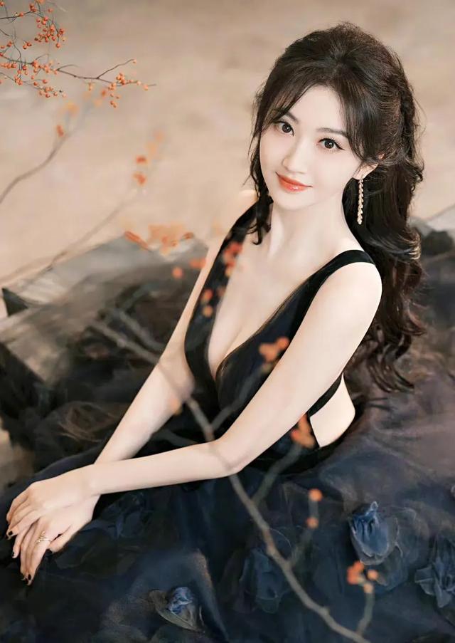 #好身材性感女神# 大幂幂大甜甜大丫丫三大女神性感迷人!