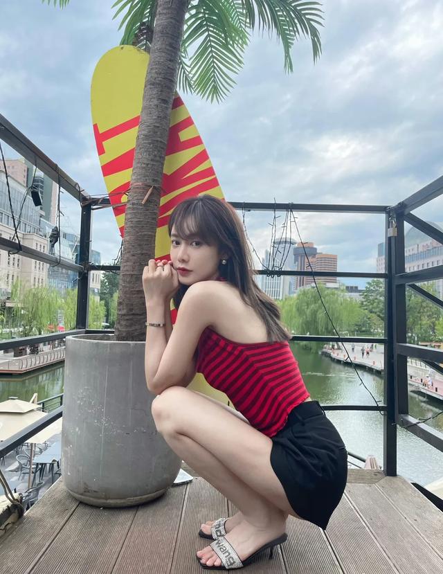 美娜 腾讯体育NBA女主播